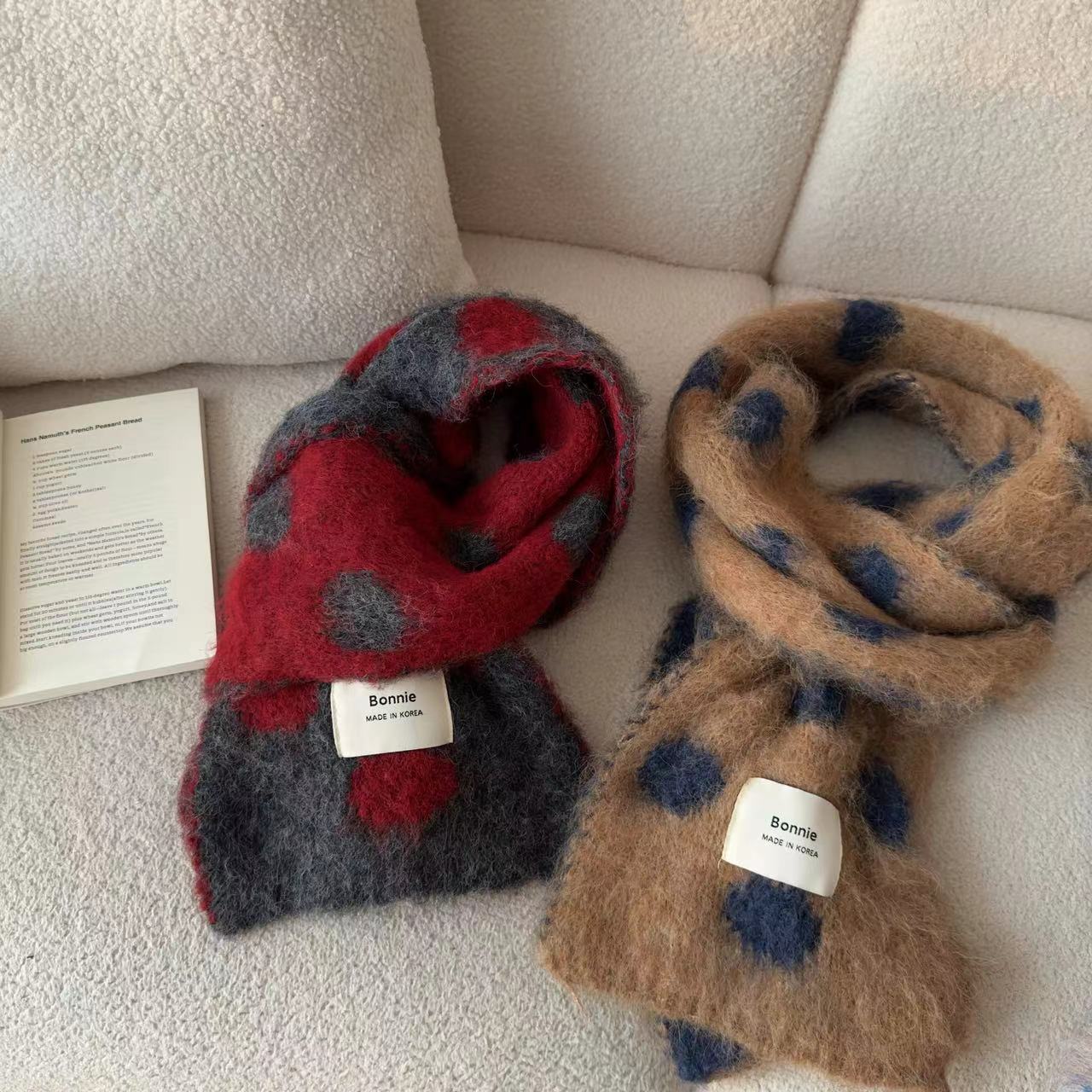 Écharpe nouveau Style coréen écharpe tricotée à pois écharpe chaude Couples et hommes exude haut de gamme ambiance d'hiver Style coréen polyvalent