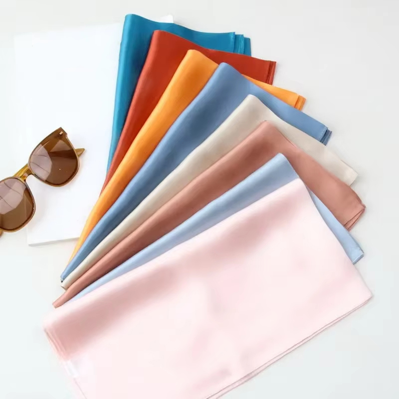 Foulards carrés pour femmes, écharpes rondes, écharpe de luxe, bandeau de sauna, hijab, châles de mûrier, haute qualité, mode printemps, 100%, 70