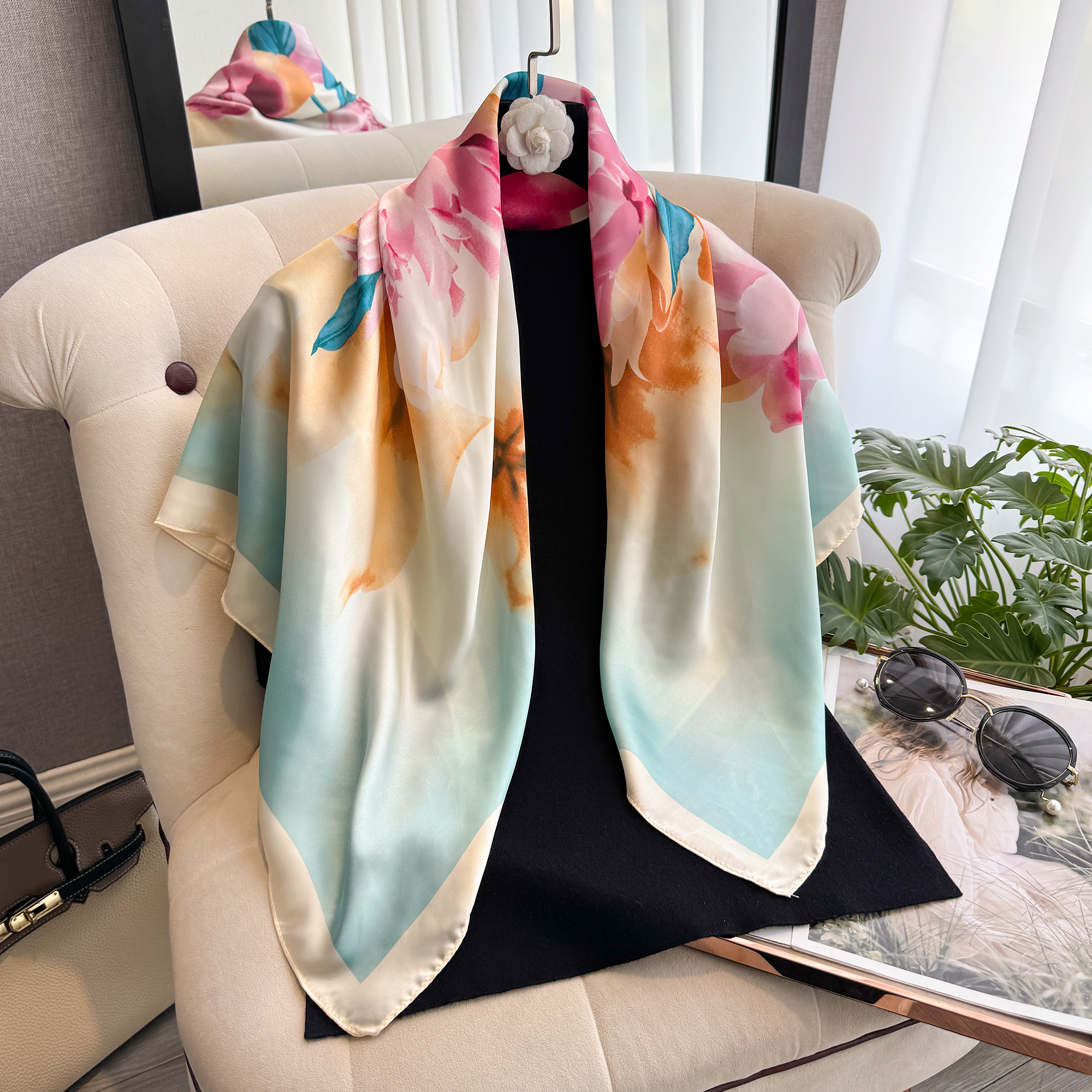 Nouveau Design de printemps et d'été de luxe 90cm femmes écharpe crème solaire Foulard châle Hijab femme cheveux Hijab enveloppes Foulard Bandanda