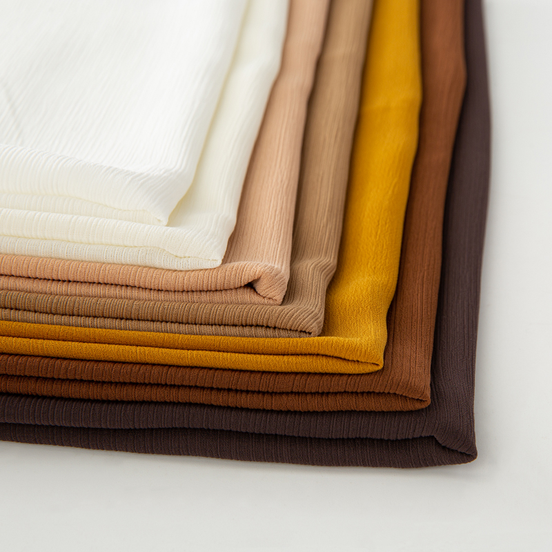 Petit froissé en mousseline de soie Hijab bonne couture solide plaine écharpe de haute qualité Premium malaisien femmes foulards Hijabs Long châle