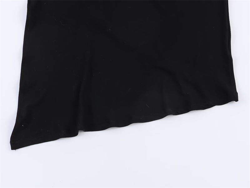 Haut pour femme, nouvelle collection printemps 2026, noir, manches courtes, col montant, asymétrique, plissé, décoratif, élégant et stylé