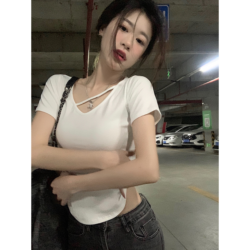 Femme vêtements à manches courtes T-shirt coupe ajustée culture hauts femme col en v été nouvelles femmes T-shirts StreetWear mode Y2K T-shirts haut