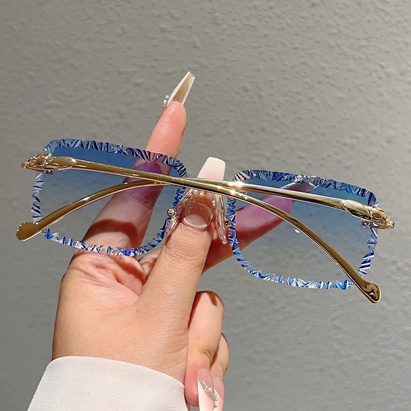Lunettes de soleil carrées vintage pour femmes, design de marque de luxe sans monture, tendance, dégradées, pour hommes, style décontracté
