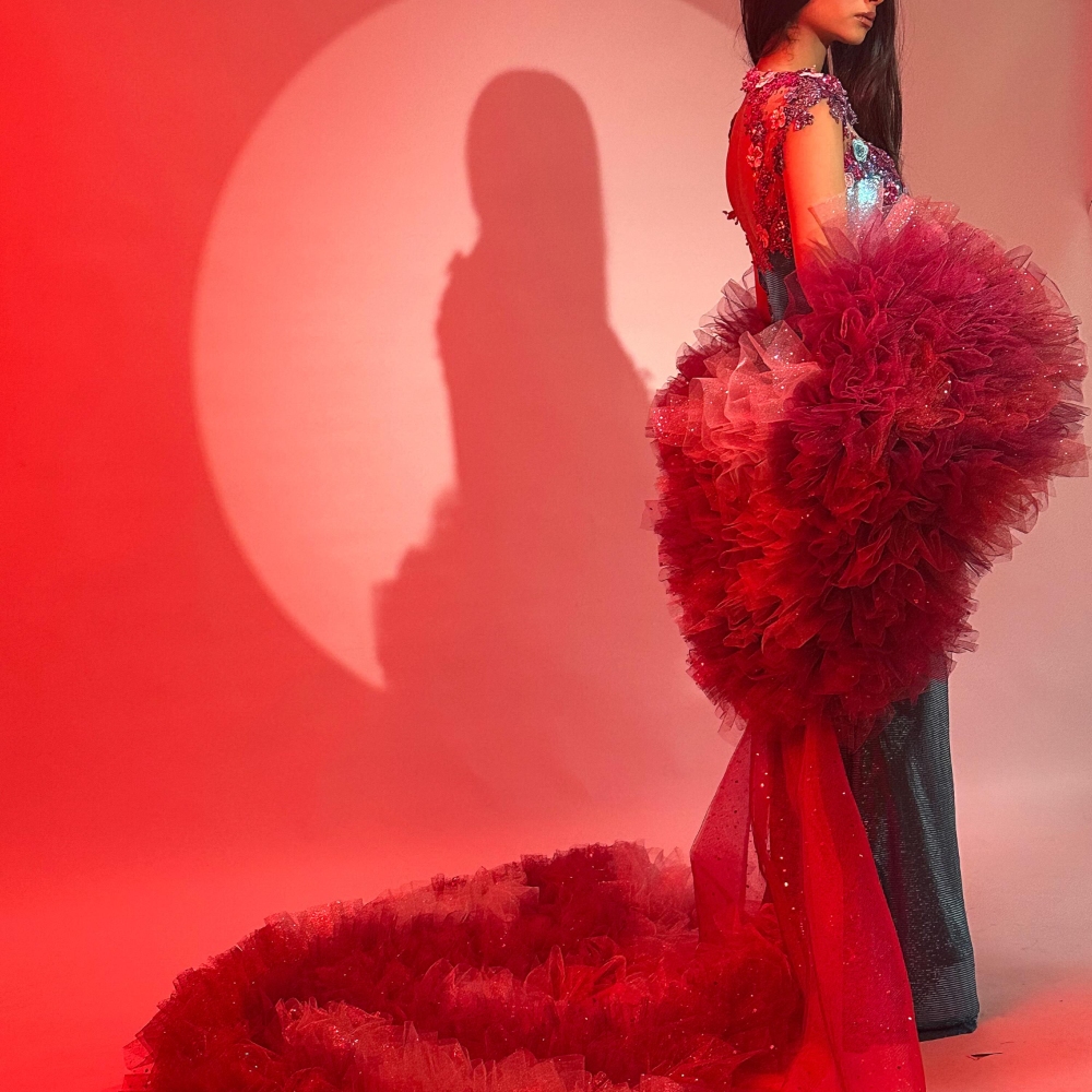 Cape en tulle pour femme, châle à volants, manches ballon, rouge bordeaux, élégante, longueur ras du sol, à sequins scintillants, pour soirée ou mariée, coupe oversize