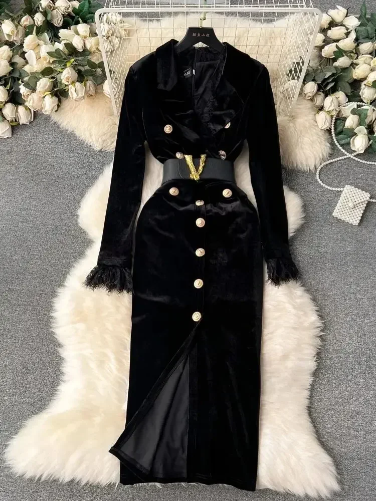 Robe de luxe en velours pour femmes, vêtements crantés, boutons métalliques, lettres fendues, ceinture, velours épais, longues robes de fête, automne et hiver