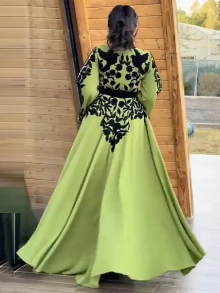 Robe de ramadan musulmane avec appliques, robe maxi de soirée élégante, col en V, manches évasées, taille nouée, robe trapèze à manches longues, printemps