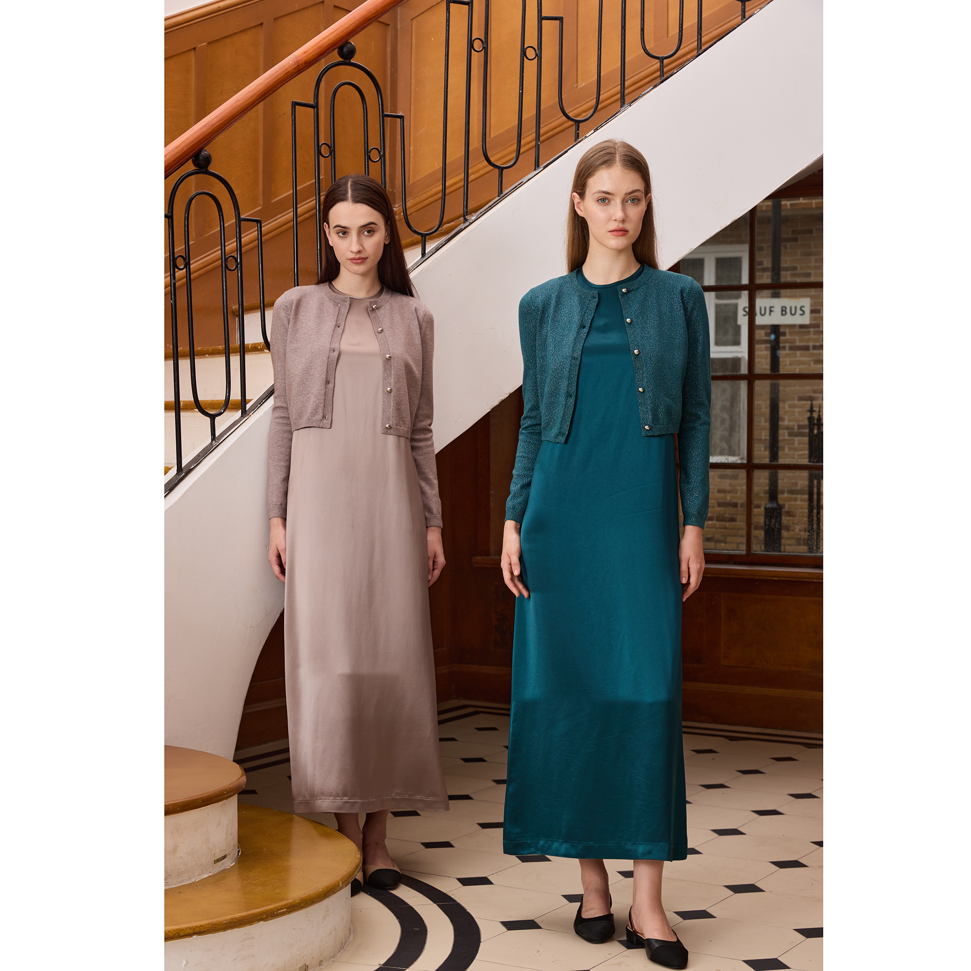 AP femmes 2026 automne et hiver chemise modale et col rond acétate Satin robe Maxi Lurex Cardigan haute qualité dame vêtements