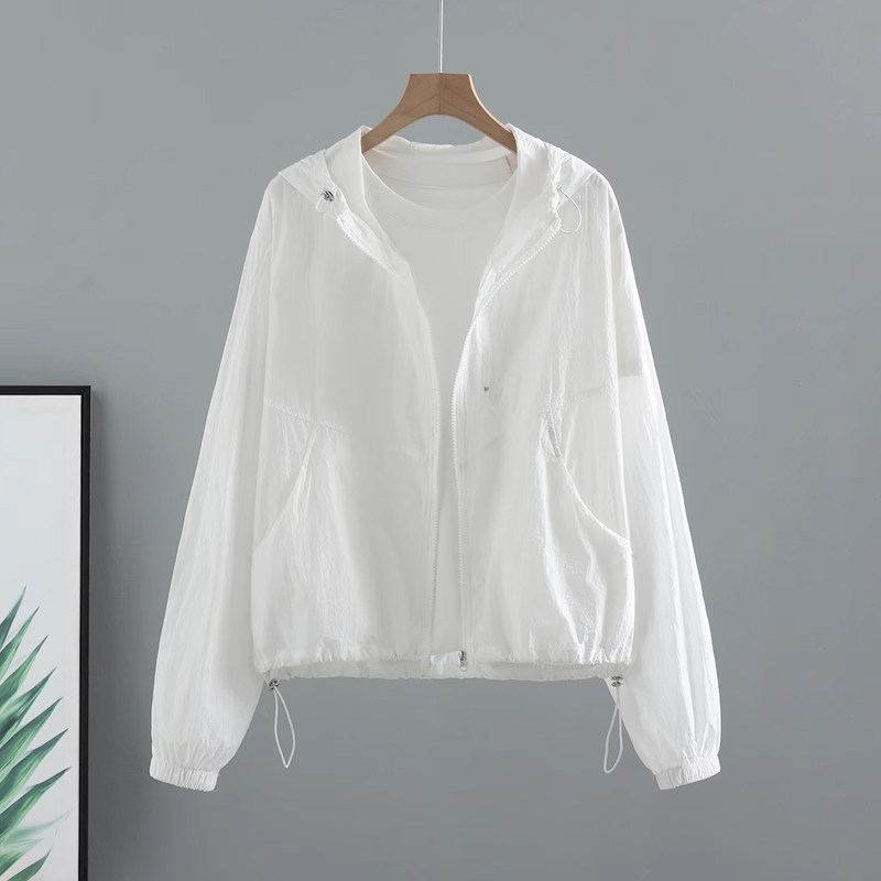 Manteau Femme 2026 Nouvelle Collection Été – Veste Anti-UV Décontractée Ample à Capuche avec Cordon de Serrage Légère et Tendance