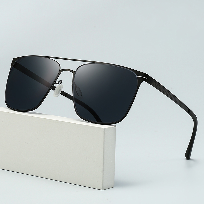 Nouvelles lunettes de soleil tendance avec montures rectangulaires élégantes et Construction en métal adaptées aux hommes avec lentilles UV400 5135