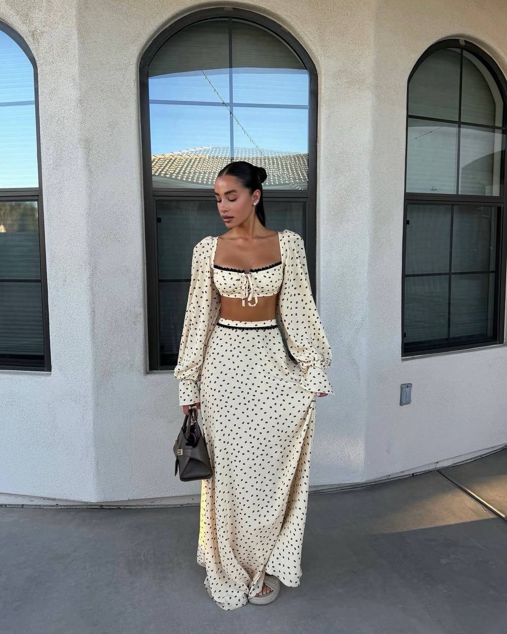 Ensemble jupe et débardeur sexy à pois pour femme, hauts à manches longues lanternes et jupes trompette évasées, tenue de plage printemps-été 2026