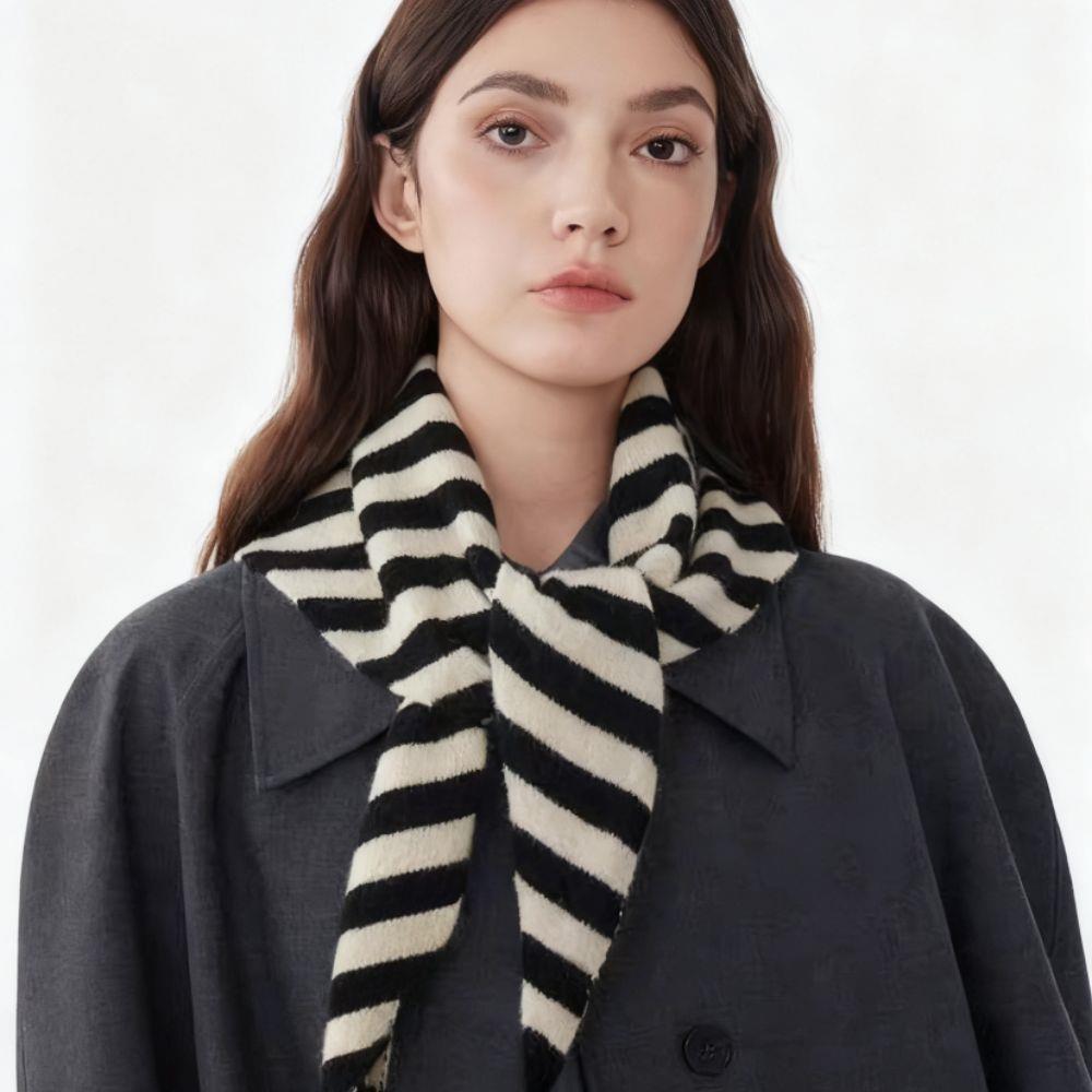 Écharpe triangulaire coréenne à rayures polyvalentes pour femmes, écharpe triangulaire en laine de Niche, foulard d'hiver tricoté, chauffe-cou