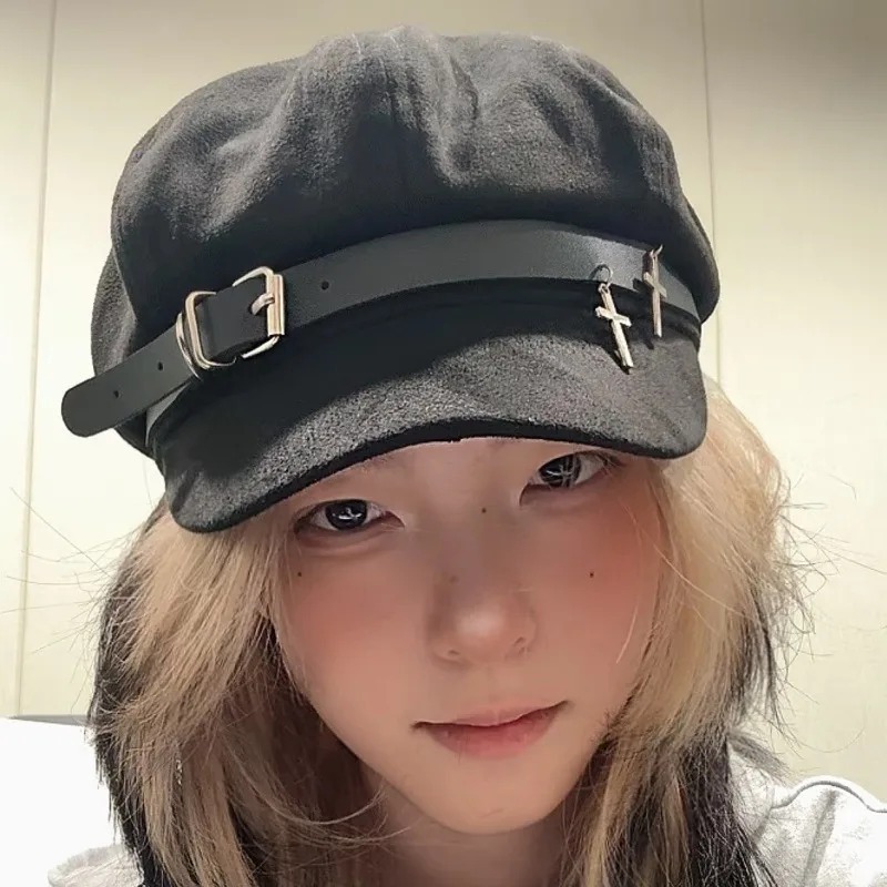 Béret de sous-culture Harajuku pour femmes, décor en cuir noir, boucle en métal, casquette gothique Punk Rock unisexe Y2K, bérets de peintre, chapeaux d'automne