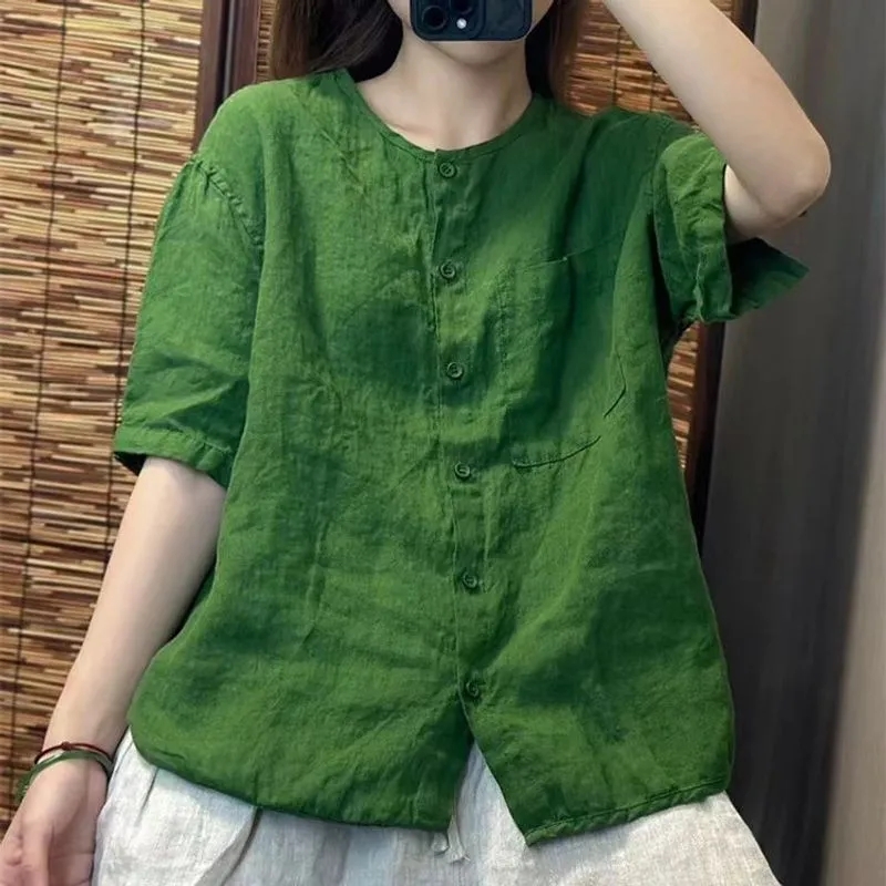 Chemise femme 2025 printemps été coton et lin col rond rétro dames Blouse solide réduction de l'âge dame Cardigan T-shirt
