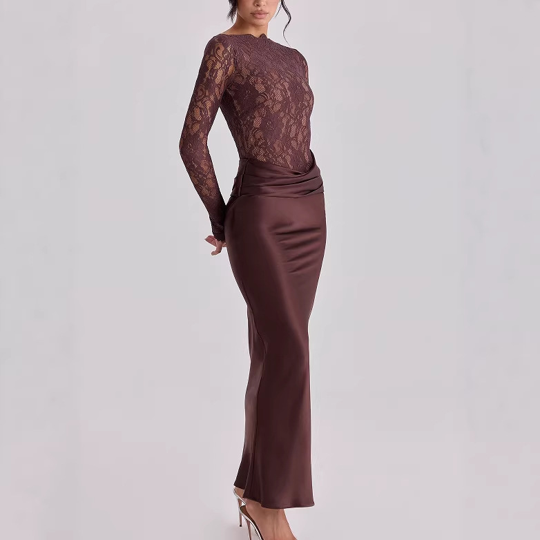 Robe longue élégante en satin avec empiècements en dentelle pour femme, idéale pour les soirées, les bals de promo et les mariages