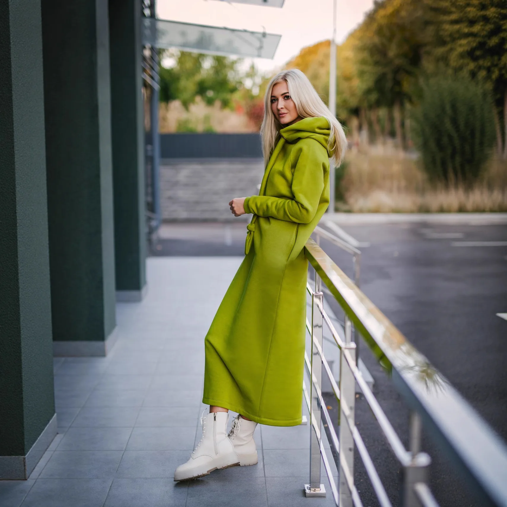Femmes mode automne hiver nouveau ample grande tricoté à capuche longue robe velours à capuche robe tenue décontractée épissage robe chaude