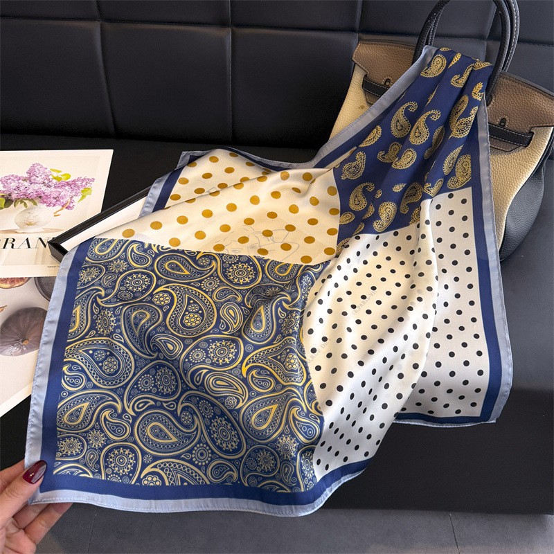 Écharpe de créateur, Hijab en soie, Châle pour femme, Bandana, Bandeau, Foulard à ruban, Foulard de tête, Foulard de cou, Mouchoir, Marques de luxe Femme