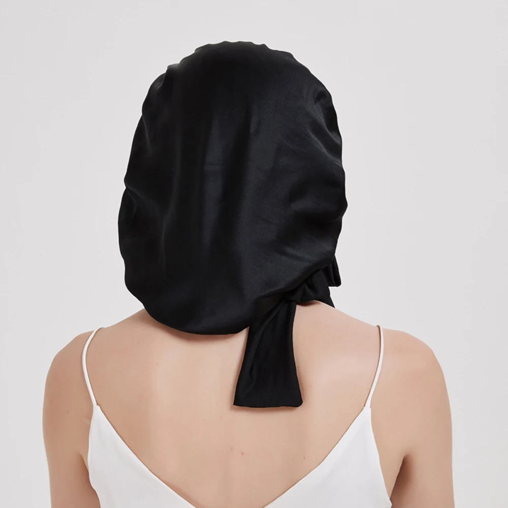 Bonnet de nuit 100 % soie de mûrier pour femmes aux cheveux bouclés, bonnet en satin ajustable avec large bande élastique pour un soin des cheveux sans dommages et un séchage rapide