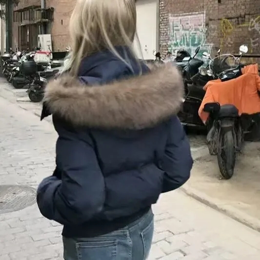 Femmes automne hiver col de fourrure coton manteau 2025 nouvelles femmes chaud épaissir à capuche coton rembourré veste femmes court Parkas vêtements d'extérieur