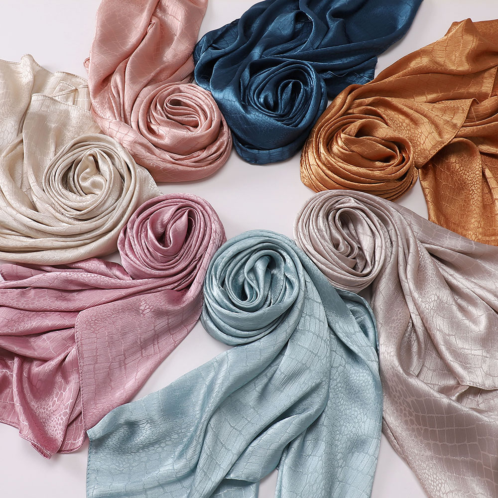 Hijab de luxe en satin gaufré façon crocodile, doux et brillant, pour femmes musulmanes, foulard islamique modeste, turban, châle, plusieurs couleurs