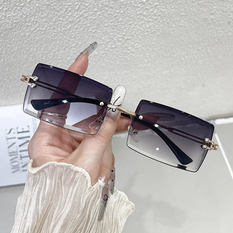 Lunettes de soleil tendance sans monture pour hommes et femmes, lunettes de soleil rectangulaires sans monture en métal, lunettes de soleil rétro, lunettes de soleil pour voyages d'été