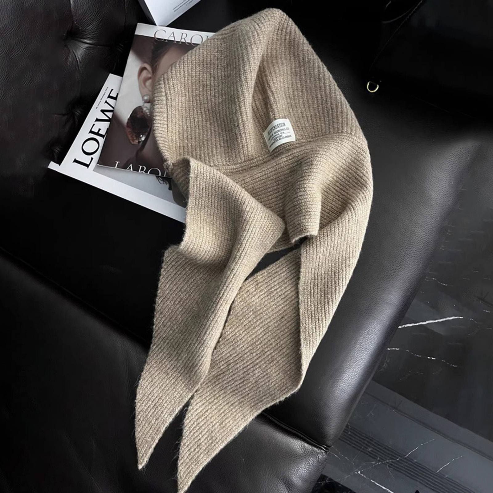 Chapeau Skullies tricoté côtelé pour femmes avec écharpe, écharpe à capuche élégante de couleur unie pour l'hiver, le printemps et l'automne