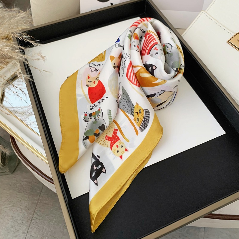 Écharpe carrée imprimée chat mignon pour femmes, foulards en satin doux imitation soie, bandanas, hijab de luxe, foulard élégant, châles