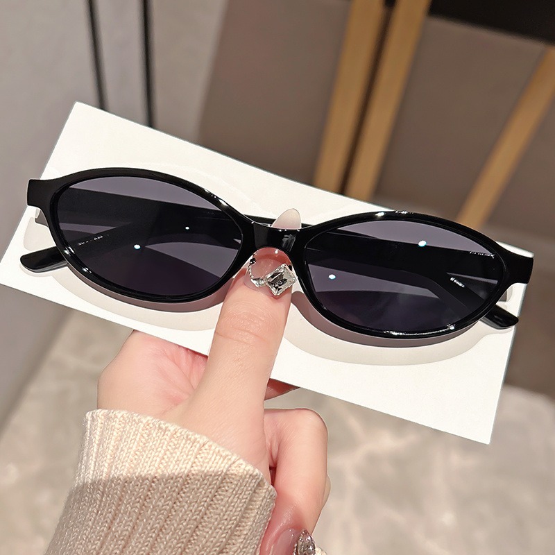 Lunettes ovales rétro pour femmes, accessoire élégant à pression de rue pour la randonnée et les tenues décontractées