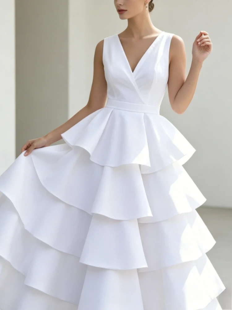 Nouvelle Robe Longue Femme 2026 – Robe Décontractée d'Été pour Femme avec Volants Superposés, Col en V, Sans Manches, Taille Haute – Tenue de Soirée