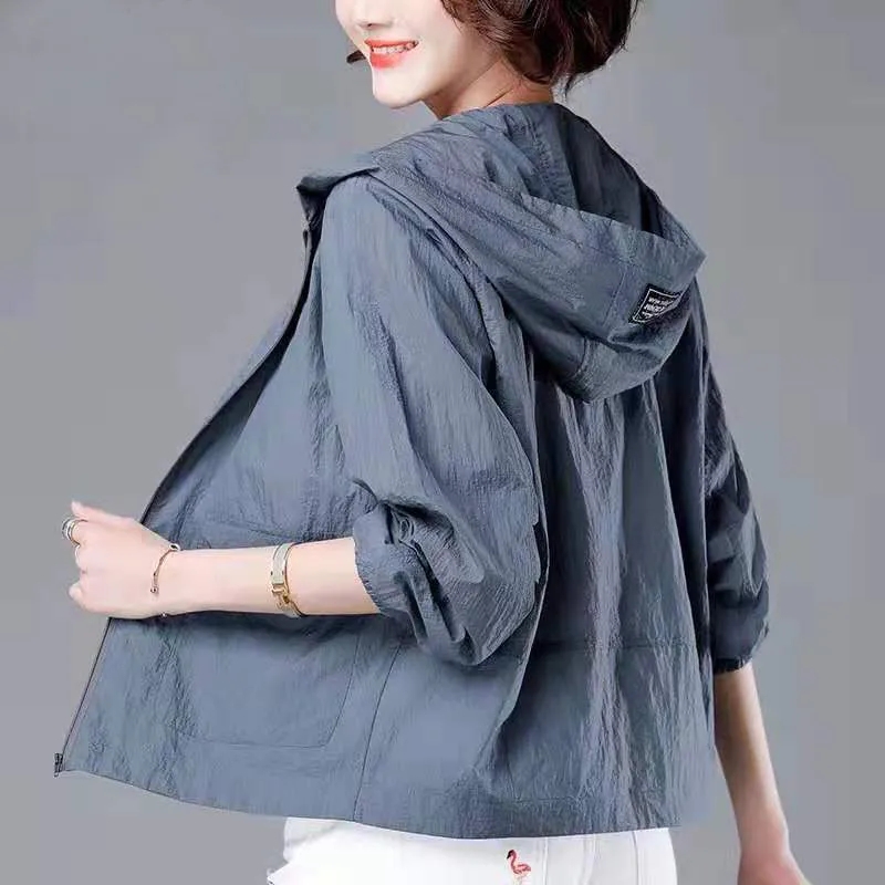 Trench-Coat court léger pour femmes, ample et respirant, vêtements de Protection solaire, grande taille, confortable, vêtements d'extérieur pour l'été et l'automne