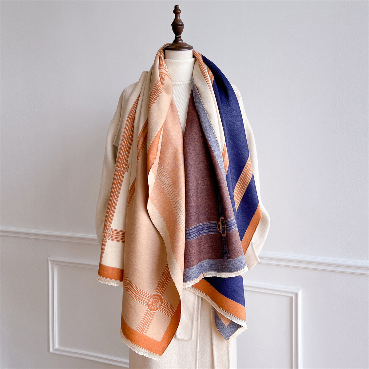 Nouveau hiver châle foulards Wrap 2025 Design cachemire écharpe femmes chaud mode Pashmina féminin Poncho foulard Echarpe Bandana