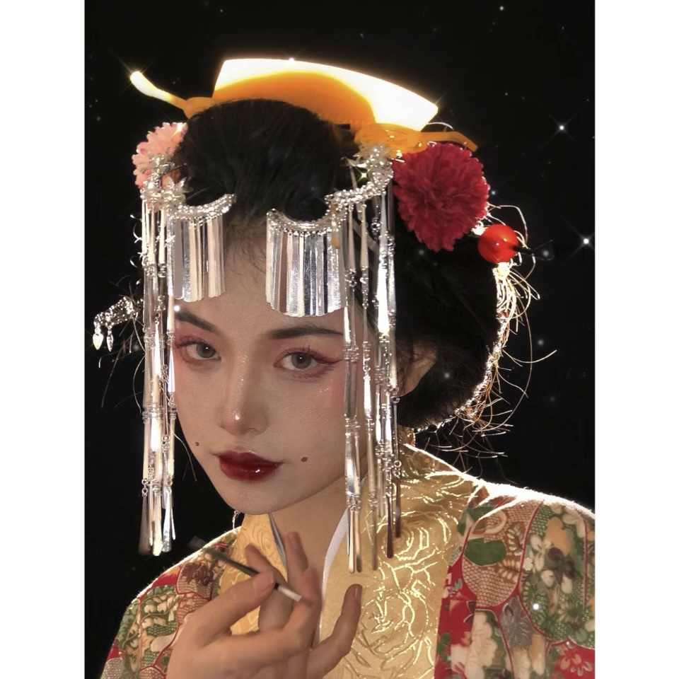 Épingle à cheveux Geisha japonaise, longs pompons argentés, pour femmes, beau couvre-chef de mariée, accessoire de Cosplay kimono