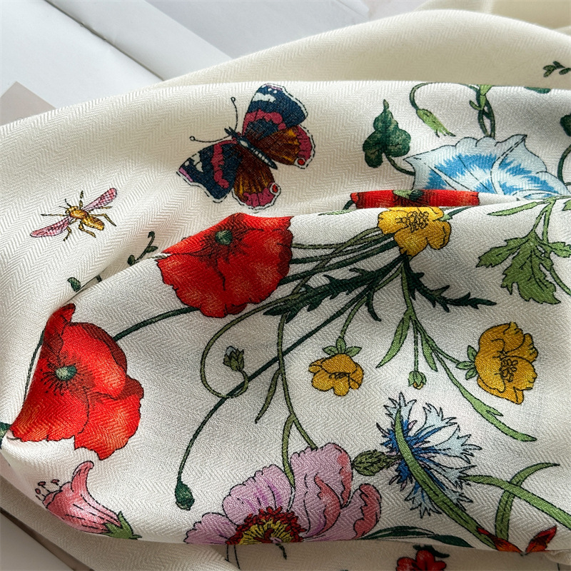 Foulard en mélange de laine de soie pour femmes, écharpe de luxe douce d'hiver, accessoires de sac de tête, grands Bandanas carrés, châles féminins