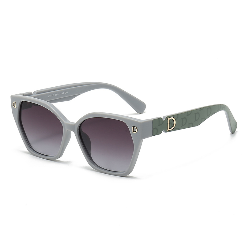 Nouvelle tendance lunettes de soleil œil de chat pour hommes et femmes personnalité senior mode miroir nouveau carré rétro lettre D haut sens conduite