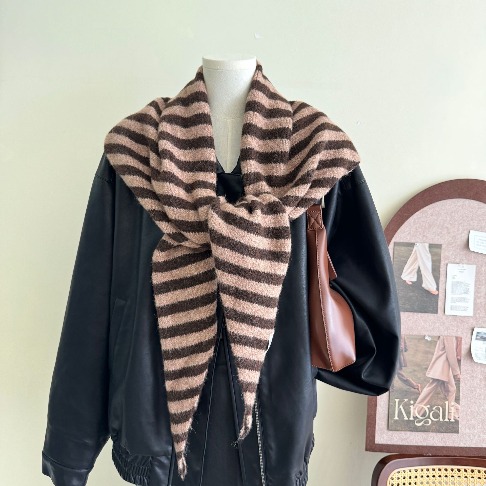 Mode femmes laine-mélange tricoté rayé Triangle écharpe hiver chaud dame châle couverture Bandana polyvalent écharpes
