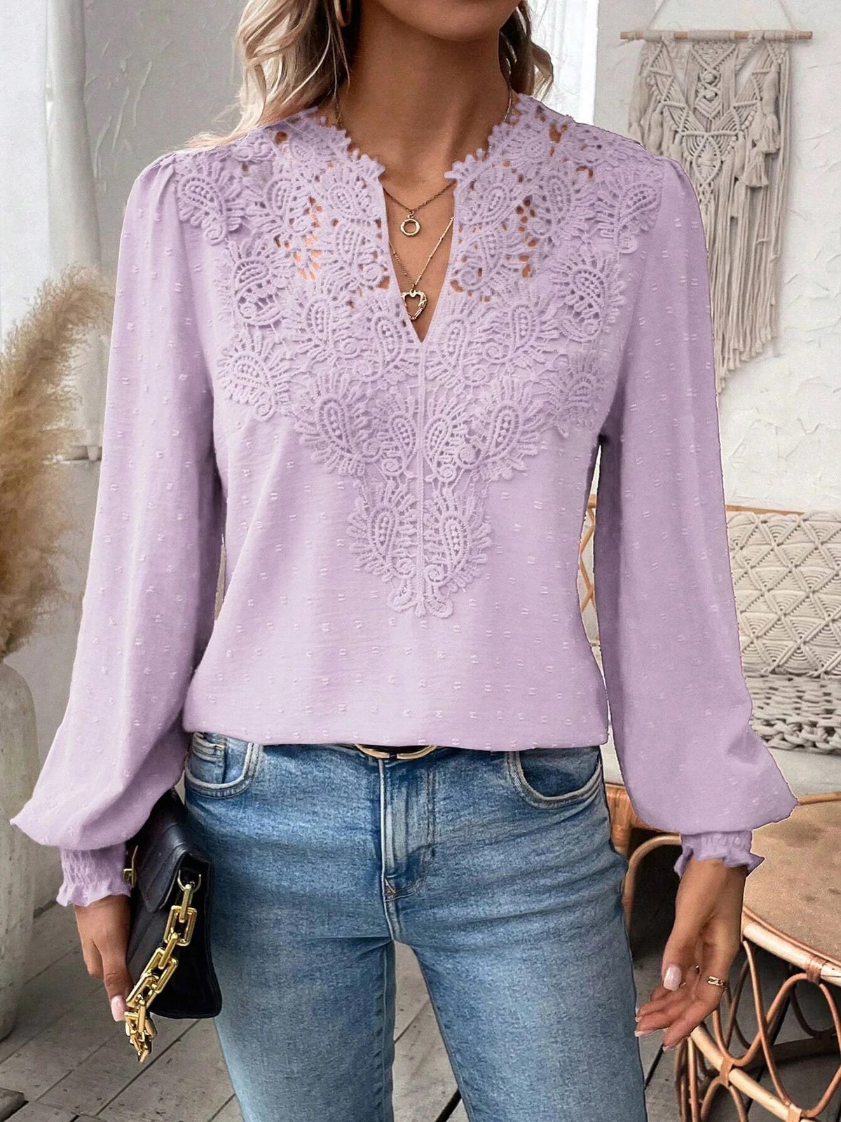 Pull à manches longues pour femmes, tendance, Sexy, dentelle, col en V, manches bouffantes, hauts mignons, automne 2024