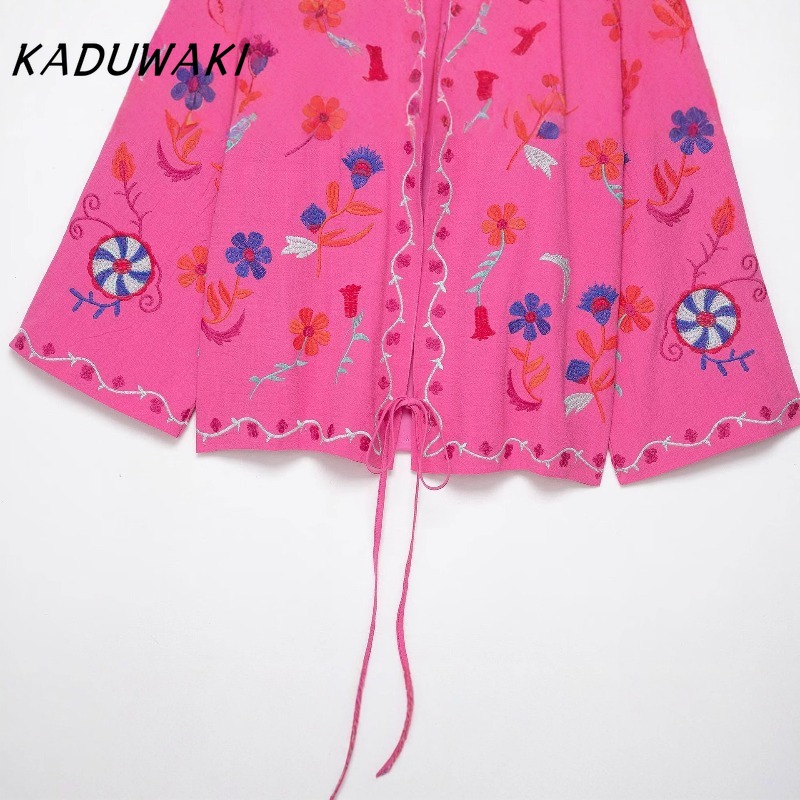 KADUWAKI broderie haut à la mode nouveau à lacets à manches longues Cardigan pour femmes ample rose femmes manteau Vacatio Style vestes 자켓