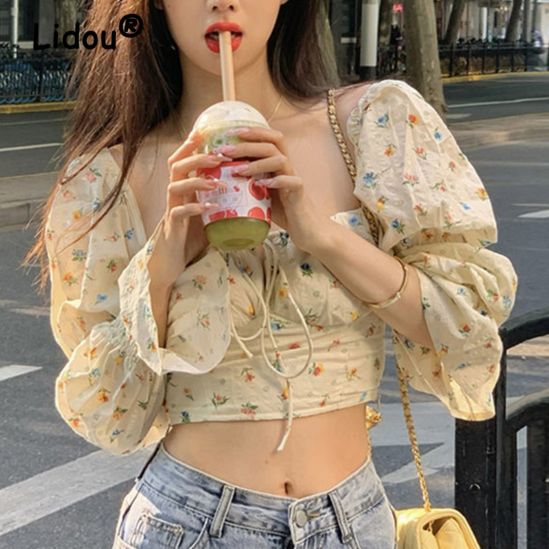 Chemisier Vintage à manches évasées pour femmes, imprimé Floral coréen, laçage, chemise décontractée, col carré, doux, haut court élégant, printemps été