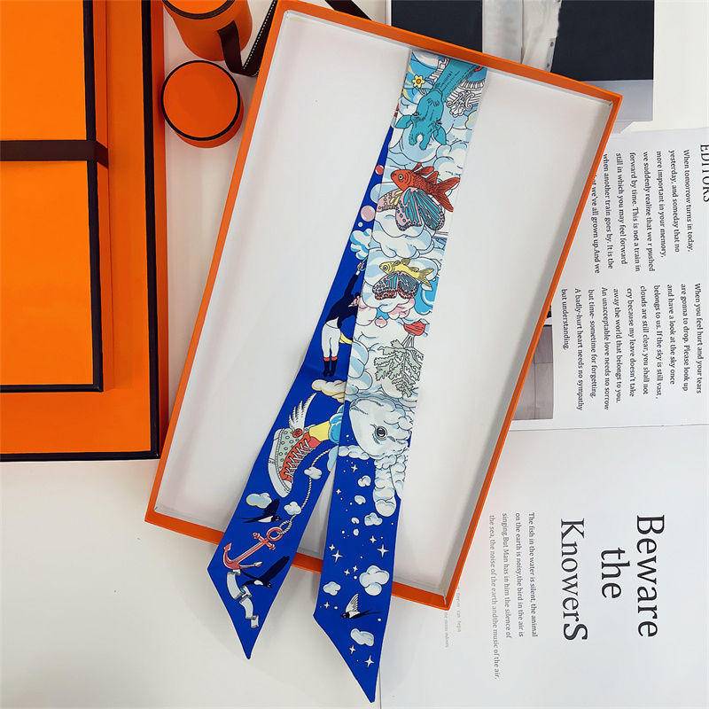 Marque Design sergé 100% Foulard en soie de mûrier pour les femmes de luxe mode écharpe dame Foulard sac maigre foulards offre spéciale Foulard