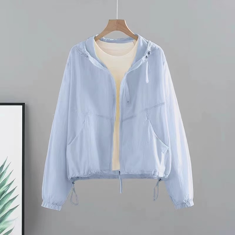 Manteau Femme 2026 Nouvelle Collection Été – Veste Anti-UV Décontractée Ample à Capuche avec Cordon de Serrage Légère et Tendance