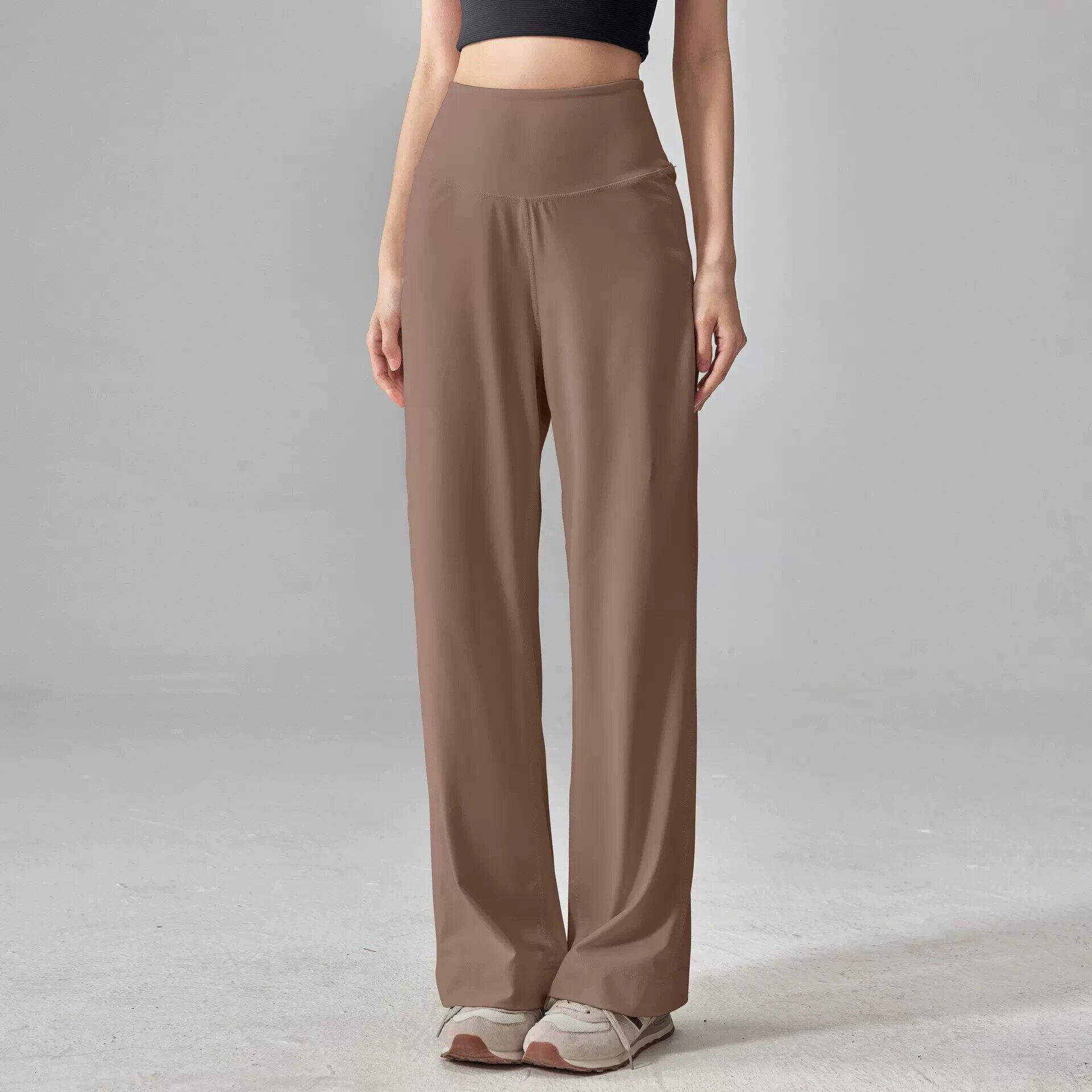 Pantalon large sportif taille haute pour femme, respirant et décontracté, idéal pour les activités de plein air