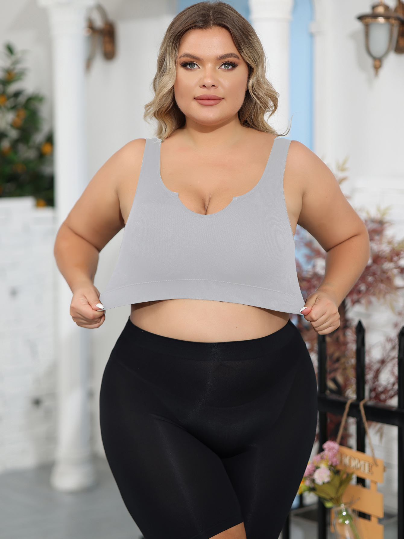 Le soutien-gorge sous-vêtements grande taille pour femmes est confortable, sans armatures, rassemblé pour fermer les seins latéraux et prévenir l'affaissement