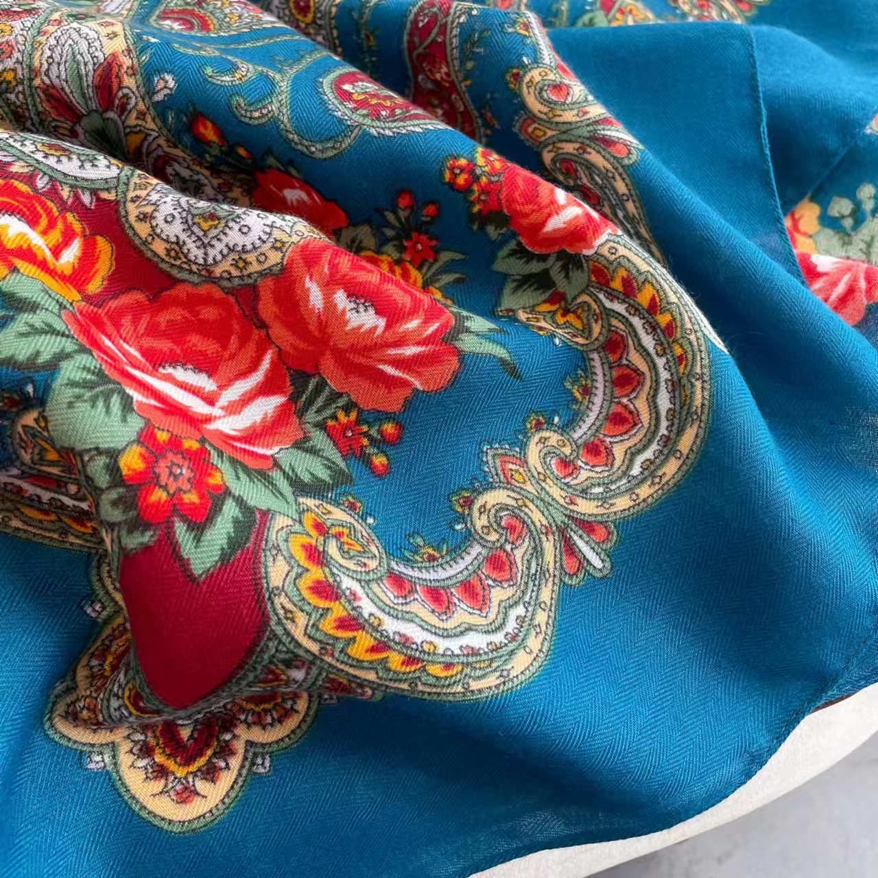 Foulard Russe à Imprimé Floral pour Femme, Hijab, Bandes de Sauna, Châles de Luxe, Grande Taille, Carré, Bandana, Mouchoir, Voile Babushka, 110x110cm