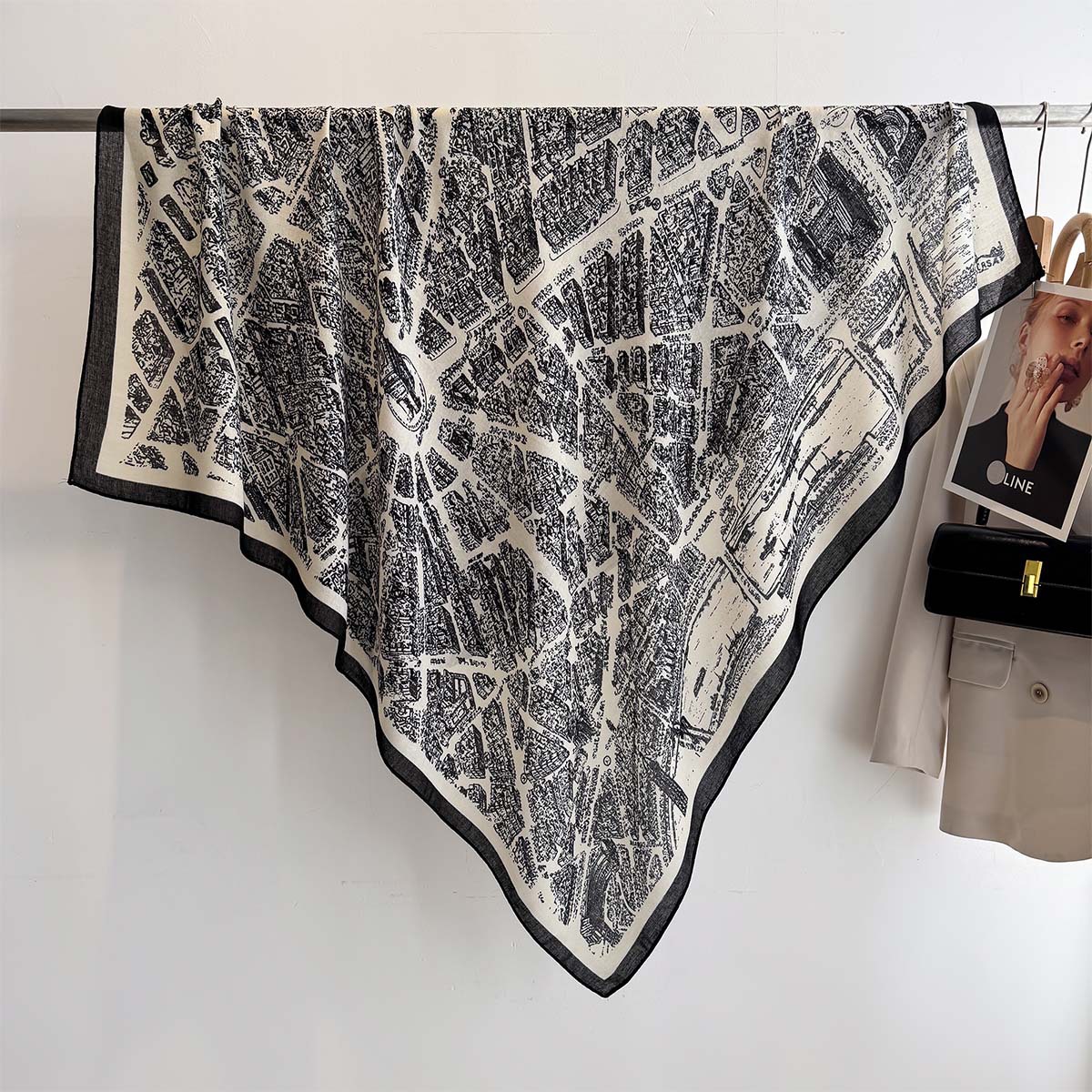 Grand foulard carré de 130 cm pour femme, imprimé de luxe, châle rétro, écharpe chaude élégante, hijab, paréo de plage, foulard de tête