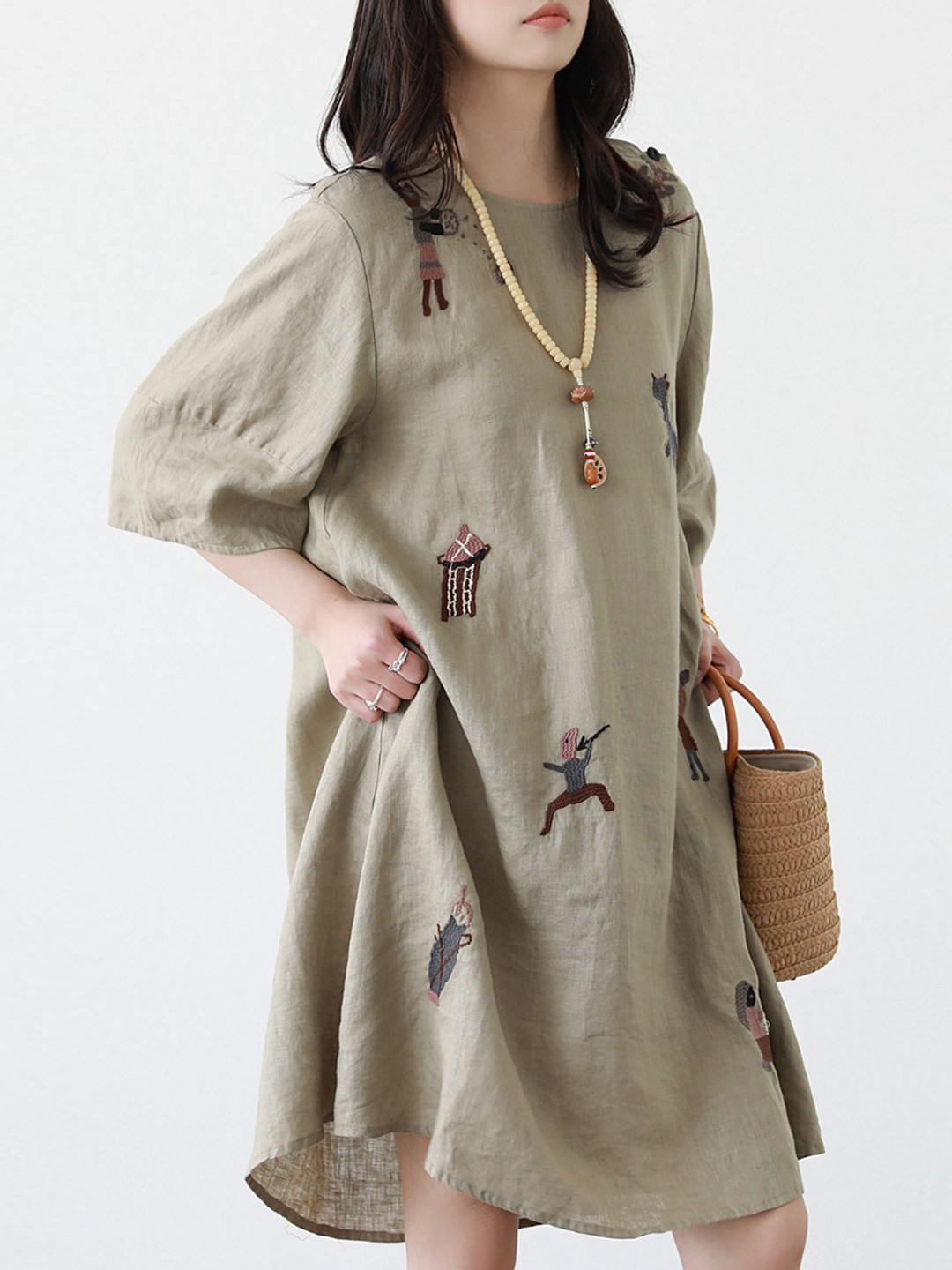 Robe d'été décontractée et confortable pour femme, broderie vintage de dessins animés, col rond, manches courtes, en coton et lin