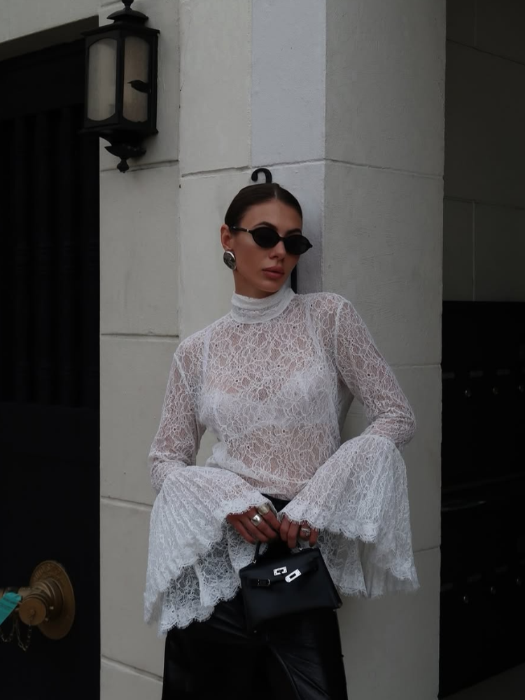 Chemise évasée en dentelle pour femmes, élégante, manches longues, Chic, col mi-haut, transparente, à lacets, haut de rue, printemps, 2026