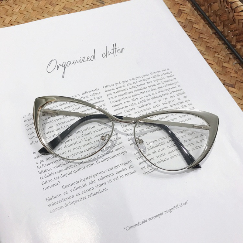 Hommes femmes nouveau rétro oeil de chat myopie lunettes Design de mode montures en métal de luxe haute définition lumière bleue bloquant les lunettes de myopie