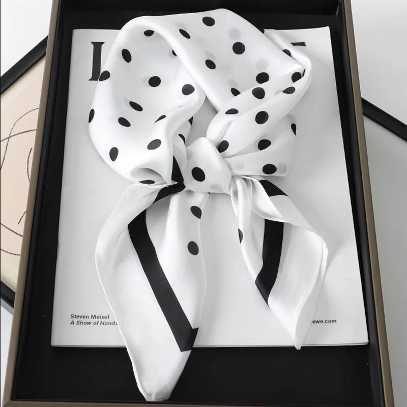 Luxe dame cheveux Dot écharpe femme soie carré foulards bandeau pour femmes Bandana mode Foulard châles femme Foulard