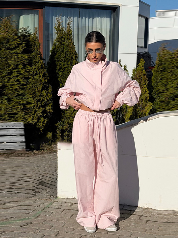 Ensemble décontracté deux pièces pour femme : veste coupe-vent ample et pantalon large à taille élastique – Survêtement, tenue de détente, streetwear