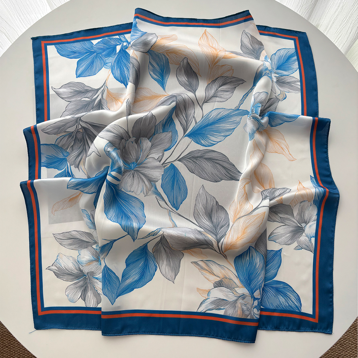 Écharpes en soie imitée imprimées, foulards carrés tendance, bandanas pour femmes, hijab de luxe, foulard élégant, châle de plage
