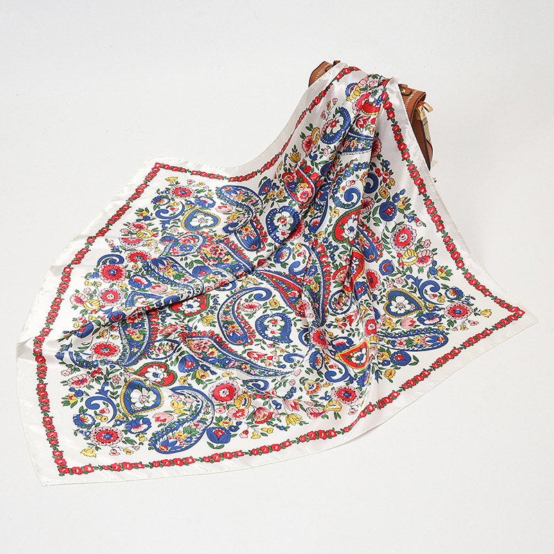 90*90 cm Paisley soie carré écharpe de luxe femmes Satin châle enveloppement Hijab femme cou cheveux foulard Echarpe Bandana sac chaîne